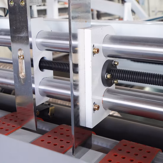 Automatische Faltschachtelklebe- und Bündelmaschine für Wellpappenkartons